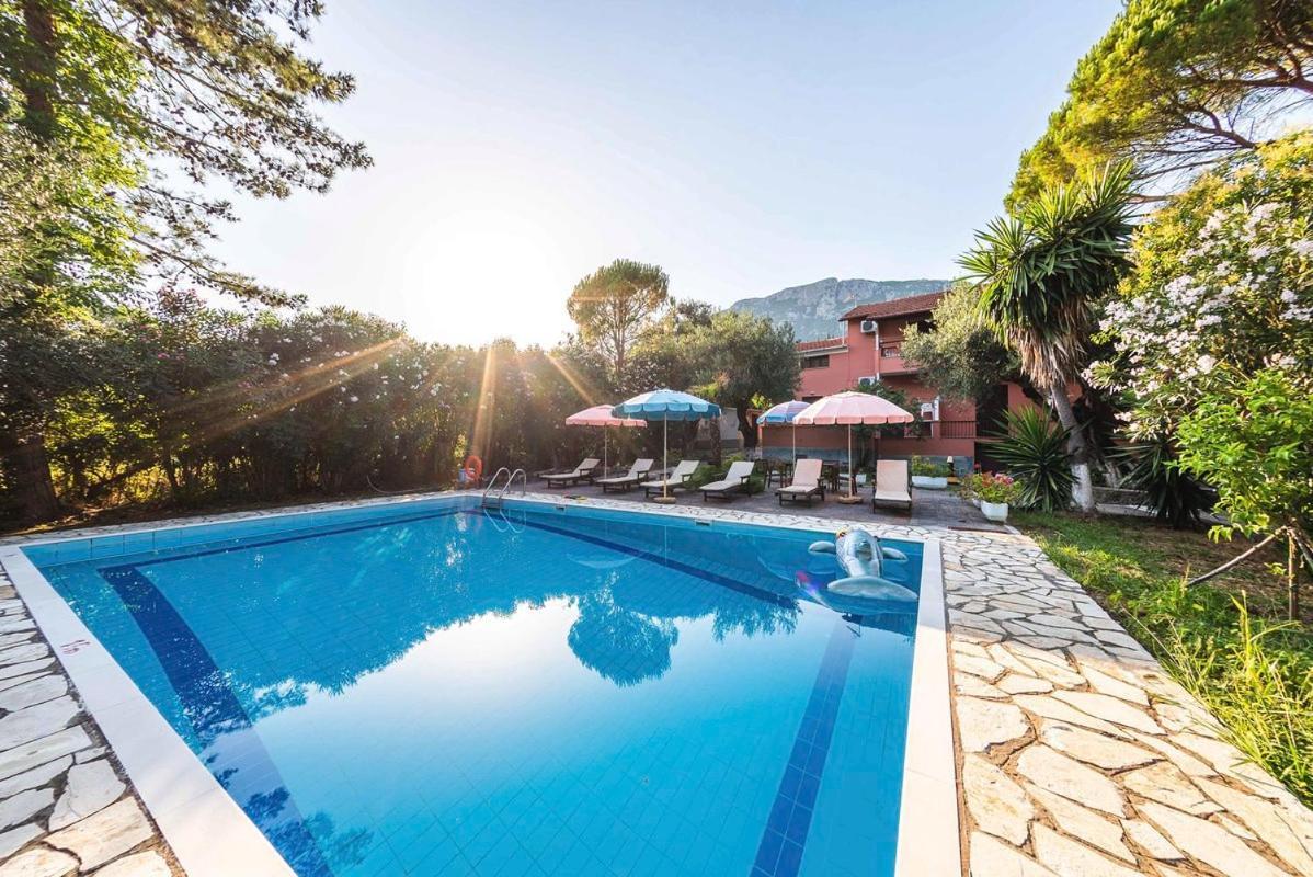 Mimosa Apartments With Pool 帕莱欧卡斯提撒 外观 照片